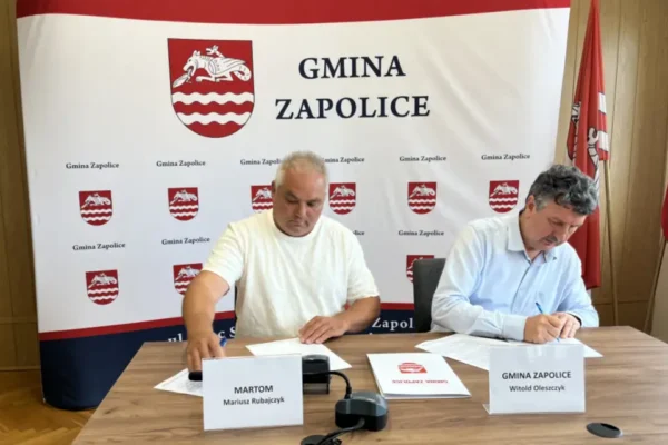 Gmina Zapolice podpisała umowę na przebudowę drogi w Woźnikach