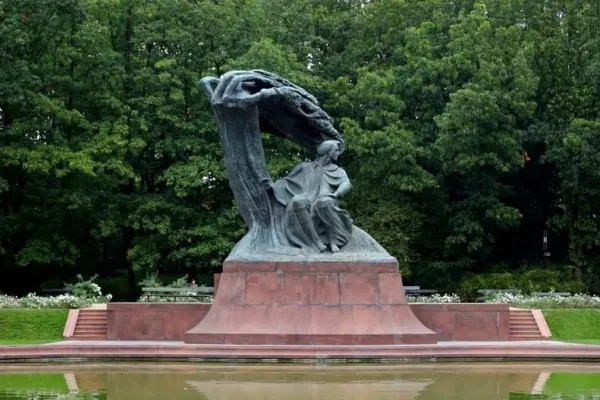 Uczniowie klas czwartych zwiedzali Warszawę