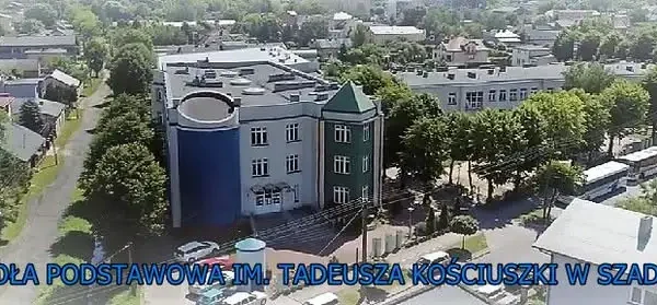 Uczniowie i władze gminy oddali hołd powstańcom warszawskim
