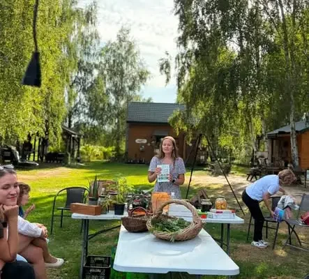 Warsztaty zielarskie w Pstrokoniu – relacja ze spotkania
