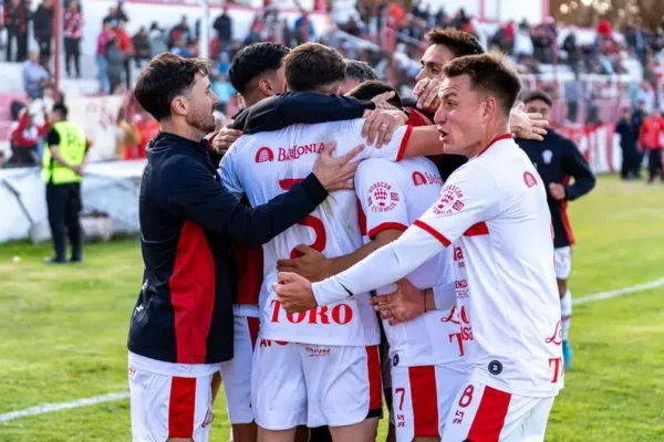 Pogoń Zduńska Wola wygrywa premierowy mecz sezonu 5:3 z Wartą Działoszyn