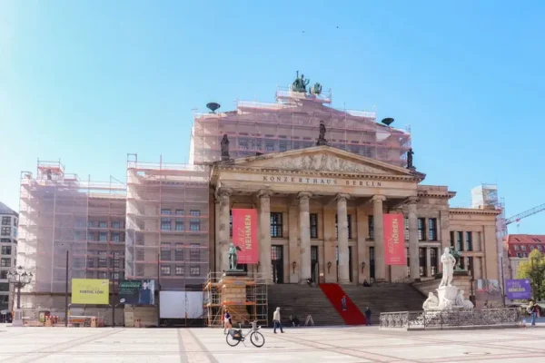 Modernizacja wieży ratusza w Zduńskiej Woli – zmiana wejścia dla mieszkańców