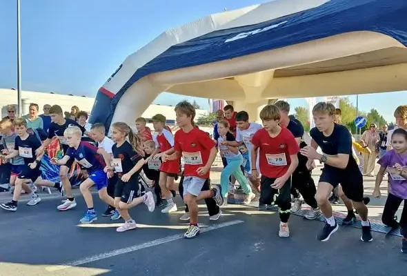 XI Bieg po Gminie Zduńska Wola: nowe rekordy trasy i sportowe emocje w Janiszewicach