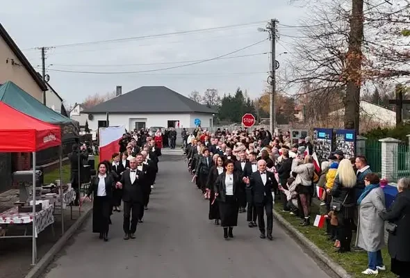 Czechy: mieszkańcy zaśpiewają hymn i zatańczą poloneza na 11 listopada