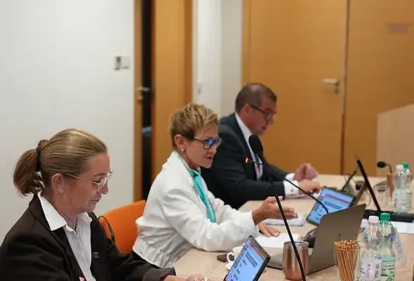 XXXI sesja Rady Miasta Zduńska Wola – obrady trwają w MDK