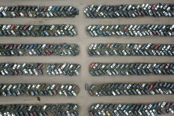 Tanie auta od komornika – nowe oferty z Łodzi i województwa łódzkiego