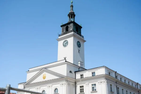 Sesja Rady Miasta Zduńska Wola: budżet, obligacje i podatki pod lupą radnych
